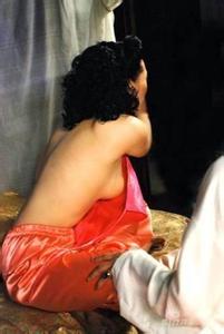 被部长灌醉后强行侵犯